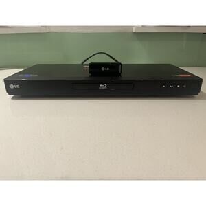 LG BD630 Network Blu-ray Disc DVD Player with LG Wireless USB Adapter - TESTED
